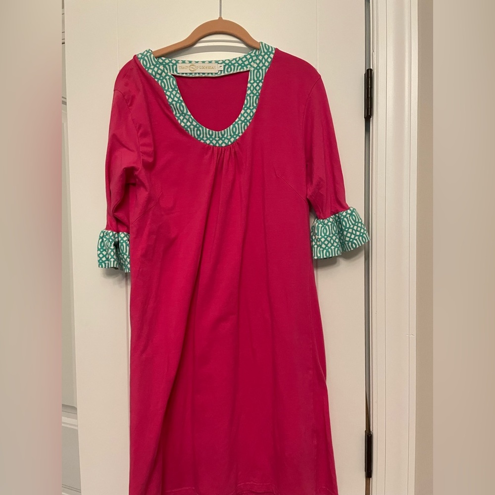 Tracy negoshian bell sleeve shift cotton dress. Womens soze large. GUC